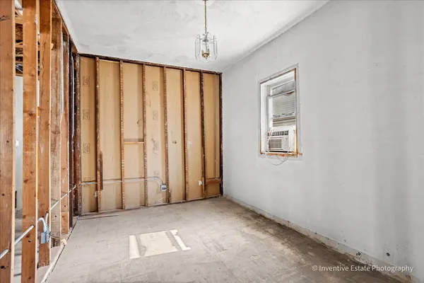 $799,000 | 3636 North Ashland Avenue, Chicago, IL 60613