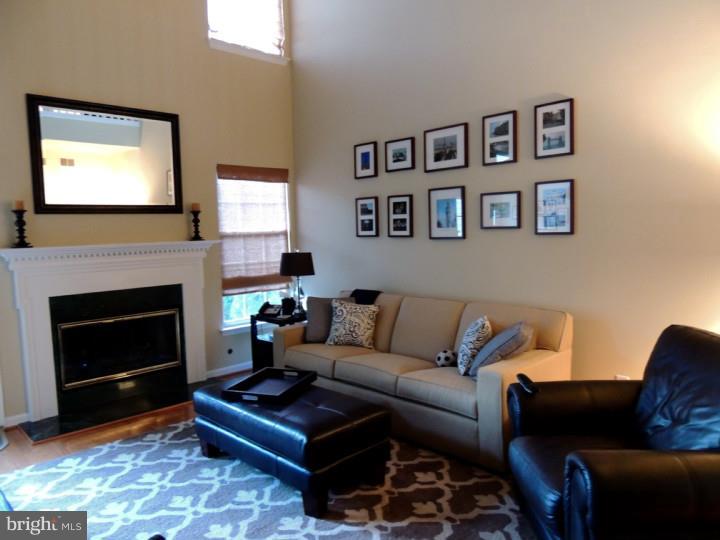 58 Brownstone Road East Windsor, NJ 08520 - Photo 7 of 23 Great Room