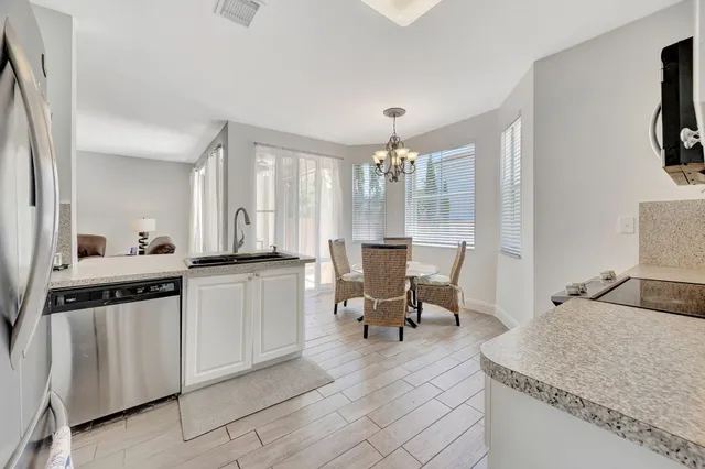 $860,000 | 13838 Southwest 41st Terrace, Miami, FL 33175