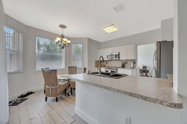 $860,000 | 13838 Southwest 41st Terrace, Miami, FL 33175