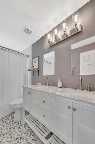 $860,000 | 13838 Southwest 41st Terrace, Miami, FL 33175