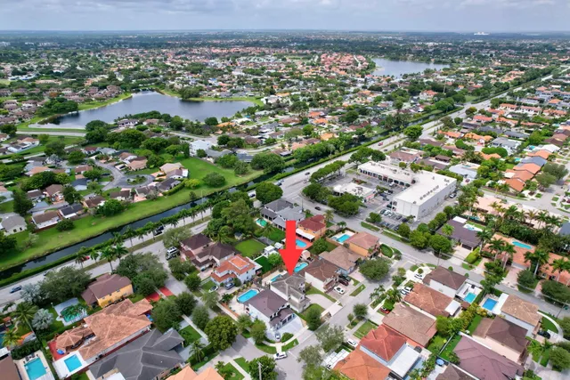 $860,000 | 13838 Southwest 41st Terrace, Miami, FL 33175