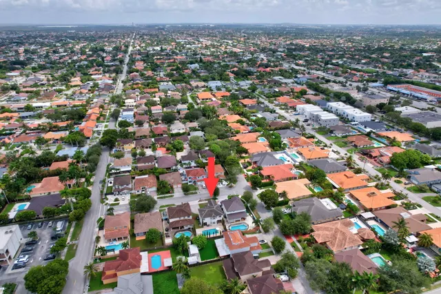 $860,000 | 13838 Southwest 41st Terrace, Miami, FL 33175