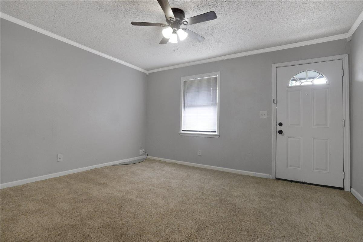 3302 Bates Street Lubbock, TX 79415 - Photo 3 of 11 Living Room
