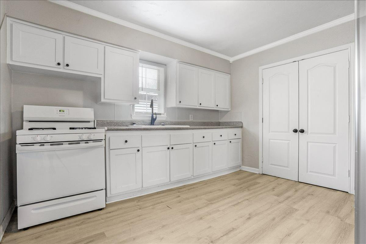 3302 Bates Street Lubbock, TX 79415 - Photo 4 of 11 Photo 4