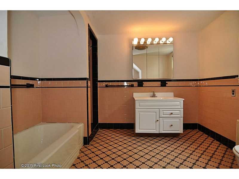 225 Middle Road East Greenwich, RI 02818 - Photo 15 of 25 Master Bath/Spa.