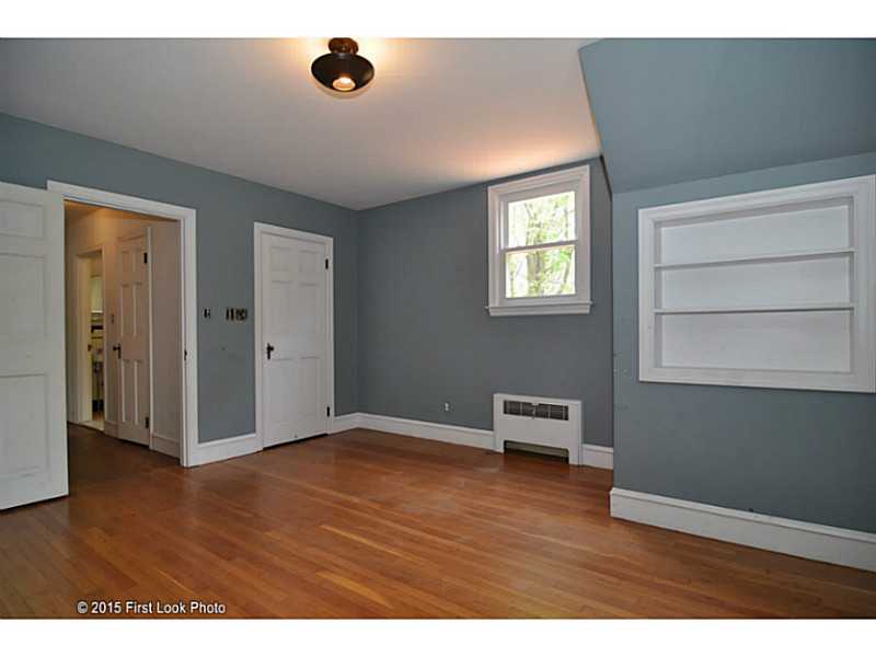 225 Middle Road East Greenwich, RI 02818 - Photo 17 of 25 Bedroom.