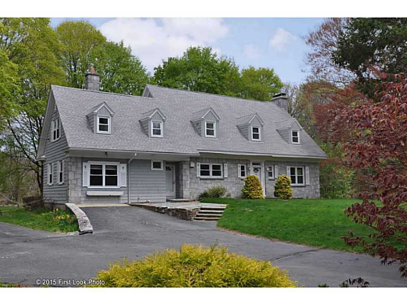 225 Middle Road East Greenwich, RI 02818 - Photo 3 of 25 Exterior Front.