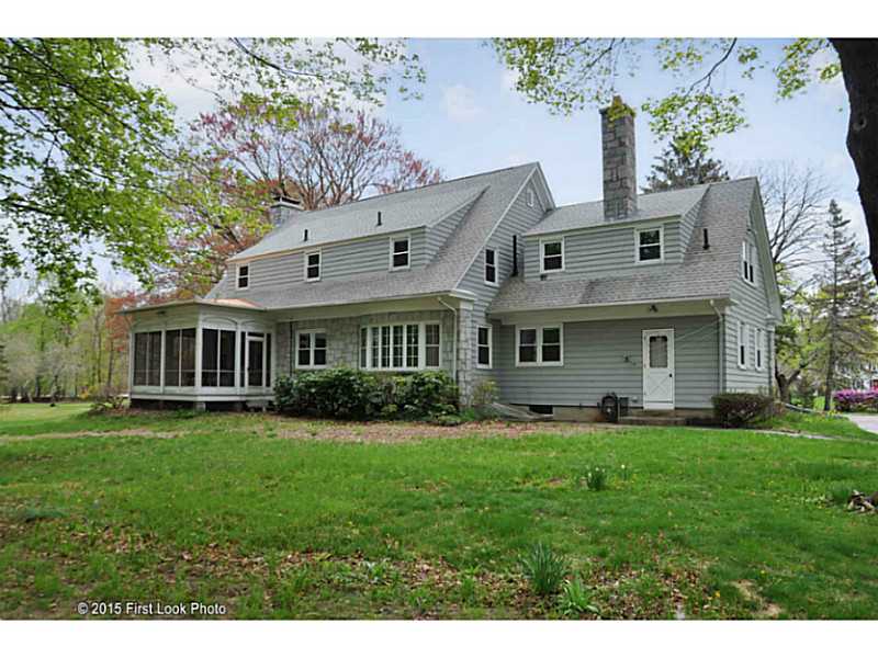 225 Middle Road East Greenwich, RI 02818 - Photo 4 of 25 Exterior Back.