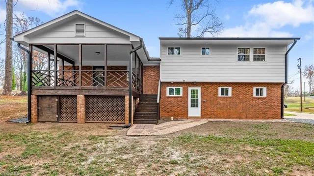 $380,000 | 3555 Cherry Lane, Greensboro, NC 27405