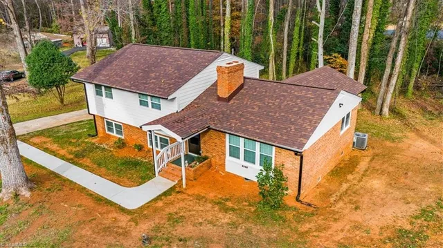 $380,000 | 3555 Cherry Lane, Greensboro, NC 27405