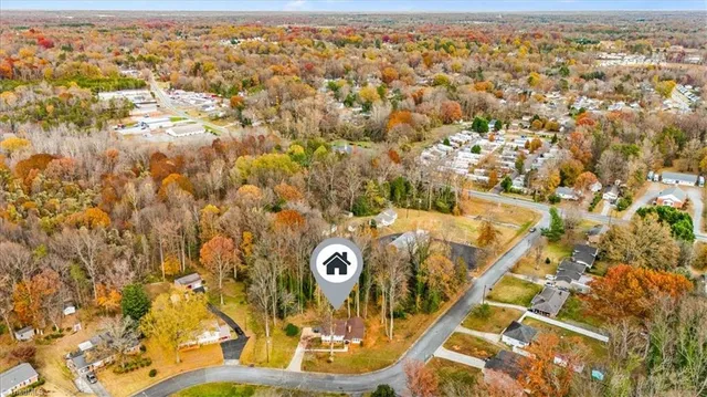 $380,000 | 3555 Cherry Lane, Greensboro, NC 27405