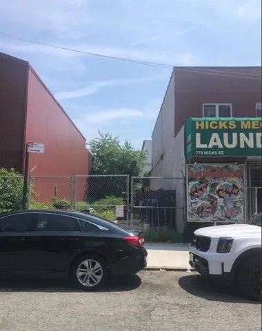 $675,000 | 777 Hicks Street | Red Hook