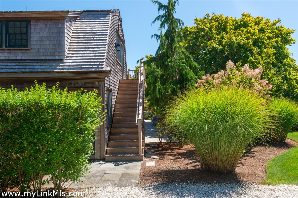 4 Millbrook Road Nantucket, MA 02554 - Photo 12 of 65