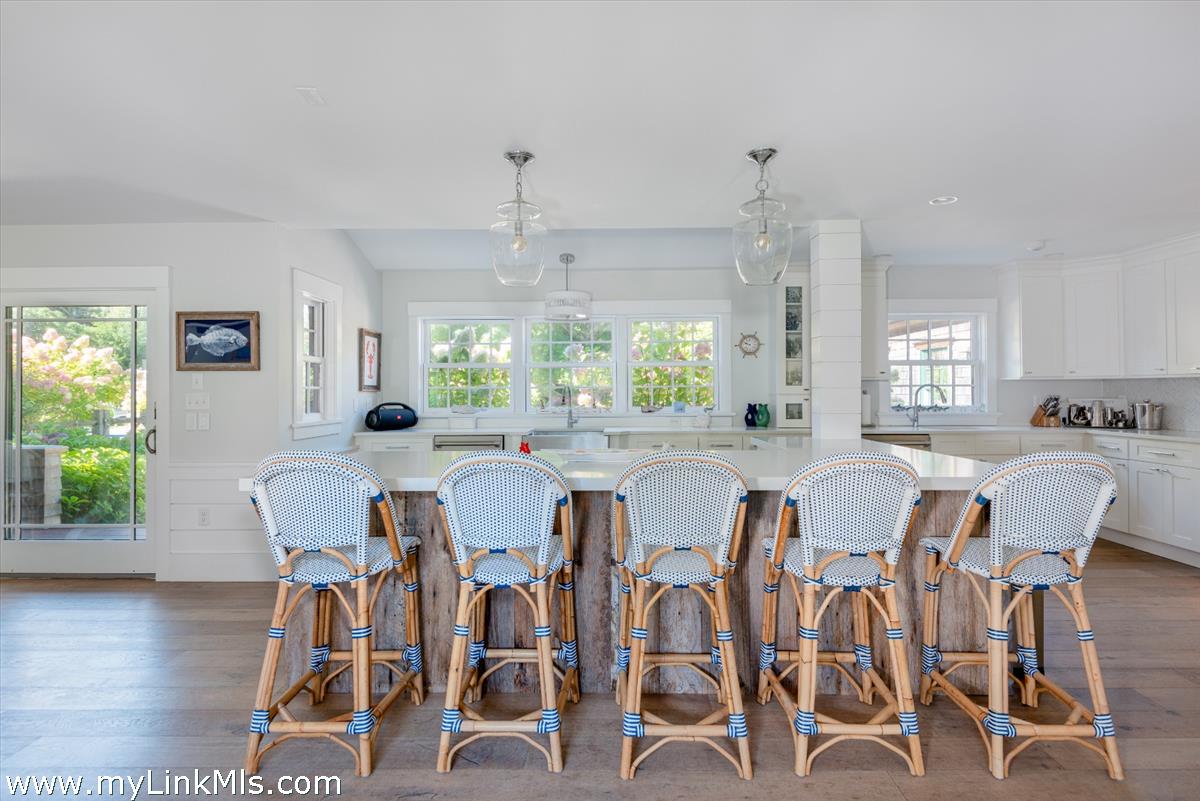 4 Millbrook Road Nantucket, MA 02554 - Photo 13 of 65