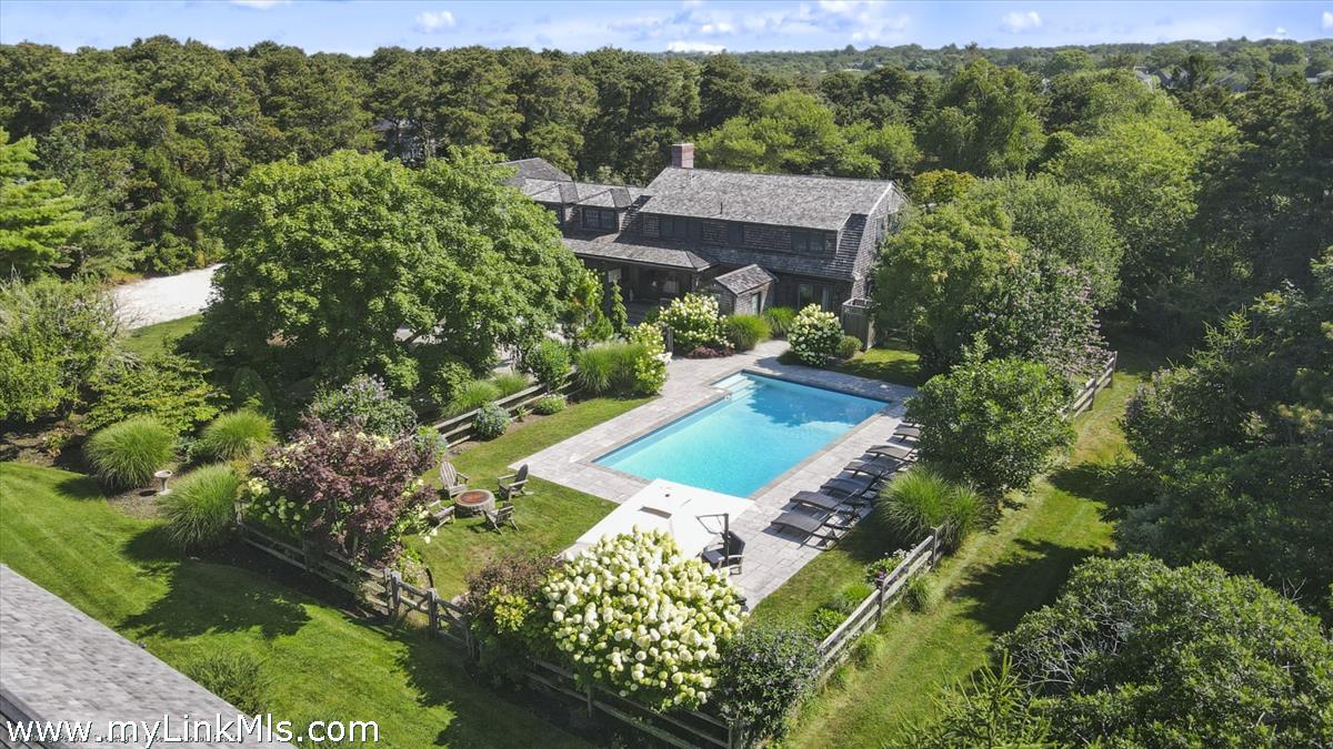 4 Millbrook Road Nantucket, MA 02554 - Photo 10 of 65