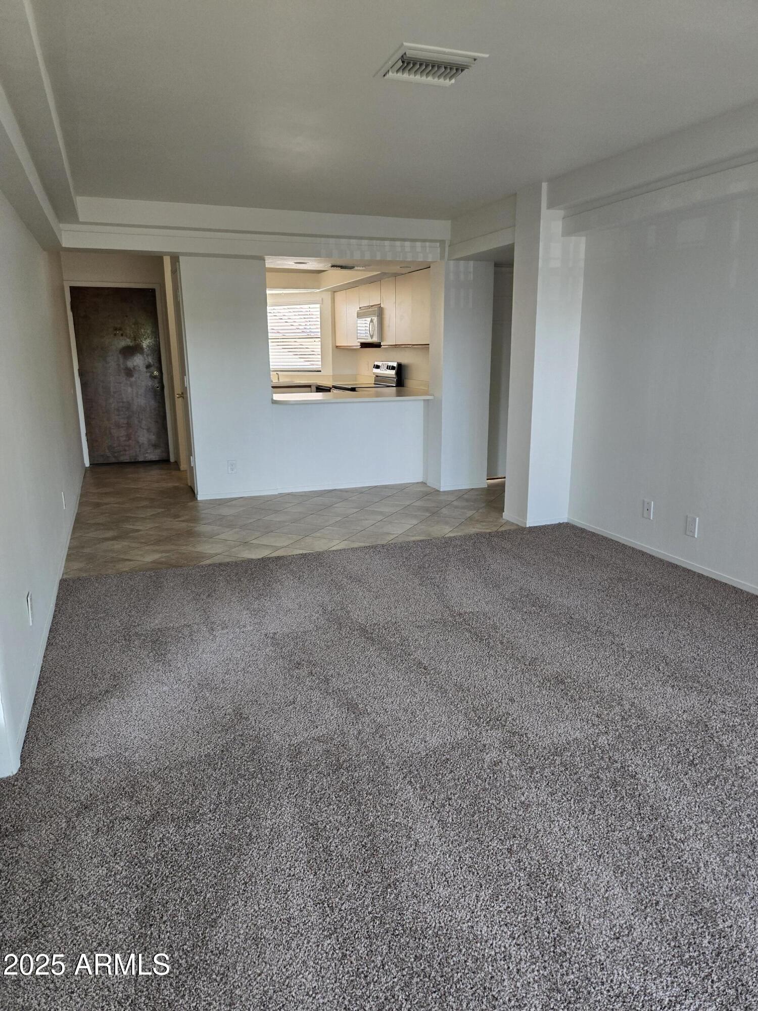 5035 North 10th Place, Unit 109 Phoenix, AZ 85014 - Photo 11 of 22 20250611_125045