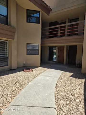 $235,000 | 5035 North 10th Place, Unit 109, Phoenix, AZ 85014