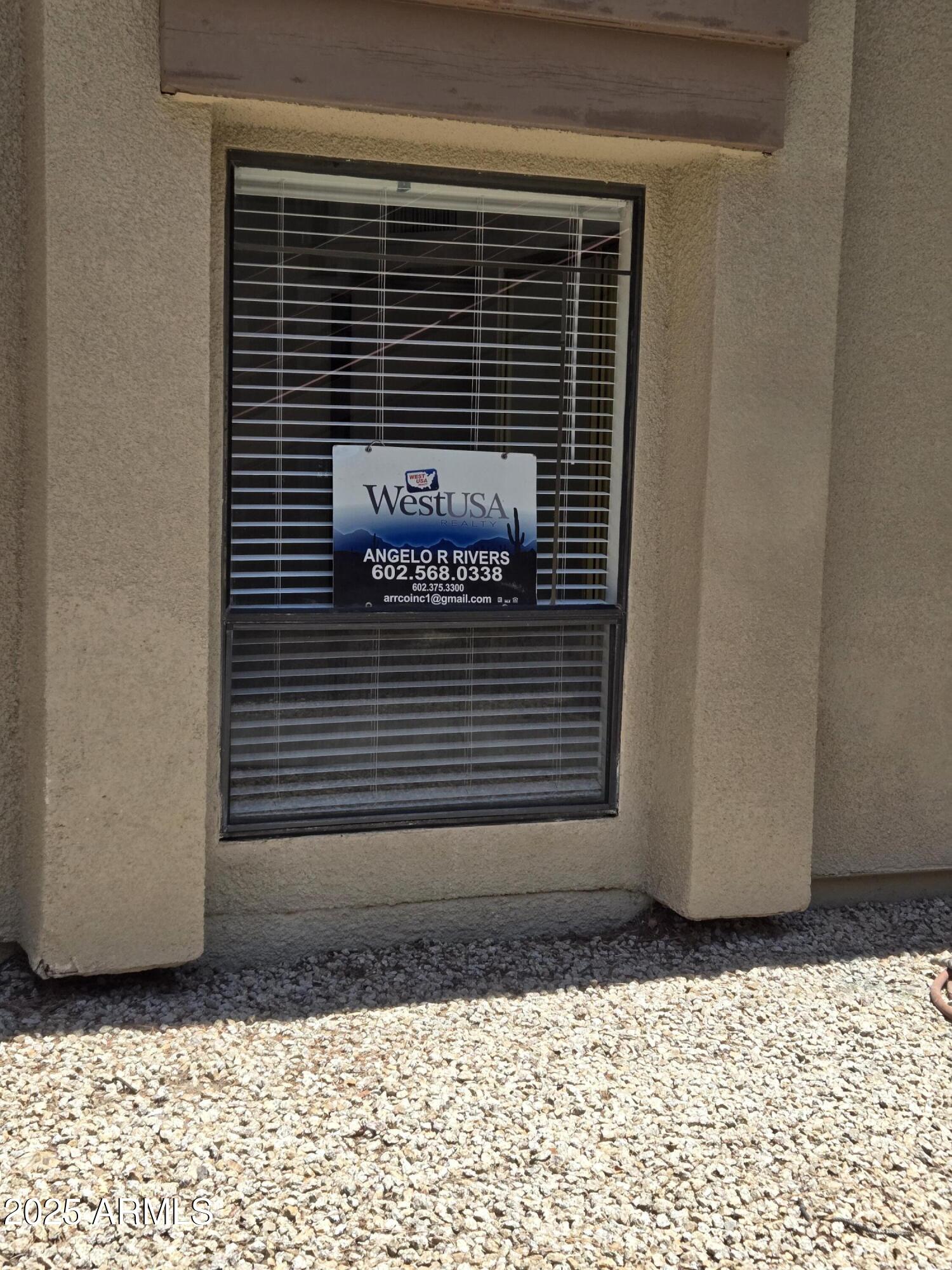 5035 North 10th Place, Unit 109 Phoenix, AZ 85014 - Photo 5 of 22 20250611_130043