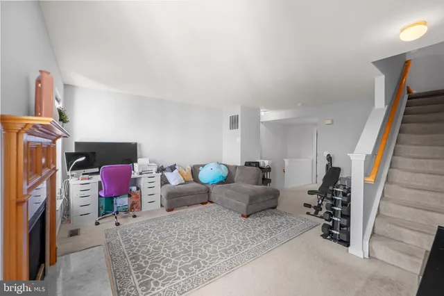 $2,800 | 44481 Watertown Terrace, Ashburn, VA 20147