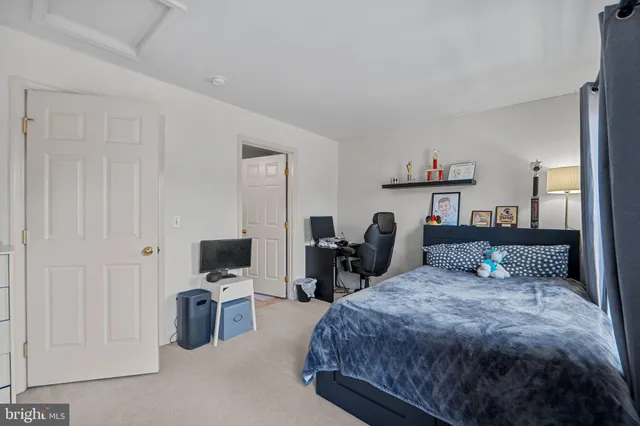 $2,800 | 44481 Watertown Terrace, Ashburn, VA 20147