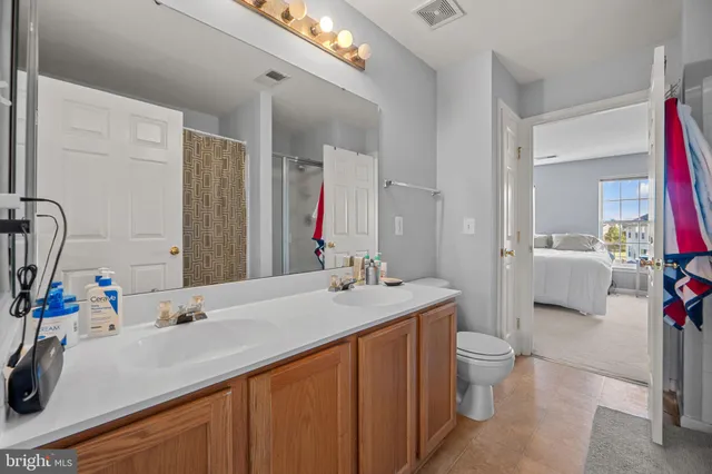 $2,800 | 44481 Watertown Terrace, Ashburn, VA 20147