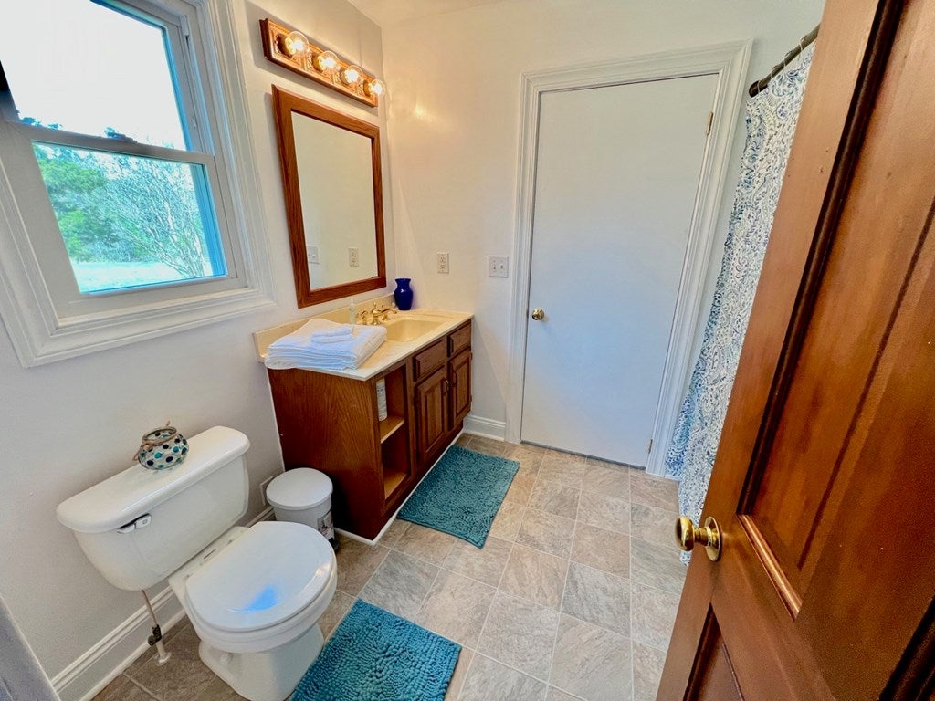 2401 Indian Oak Road Crewe, VA 23930 - Photo 20 of 47 Gallery Image 20
