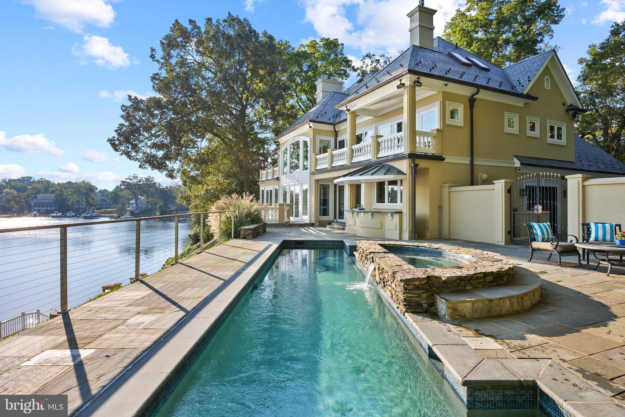 Welcome to 3333 Pocahontas Drive, Edgewater, MD.