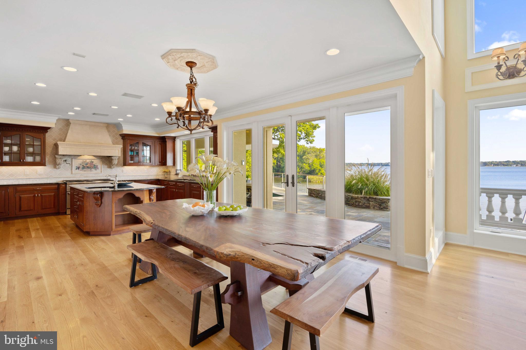 3333 Pocahontas Drive Edgewater, MD 21037 - Photo 10 of 42 Eat-in Kitchen with direct access to pool/patio