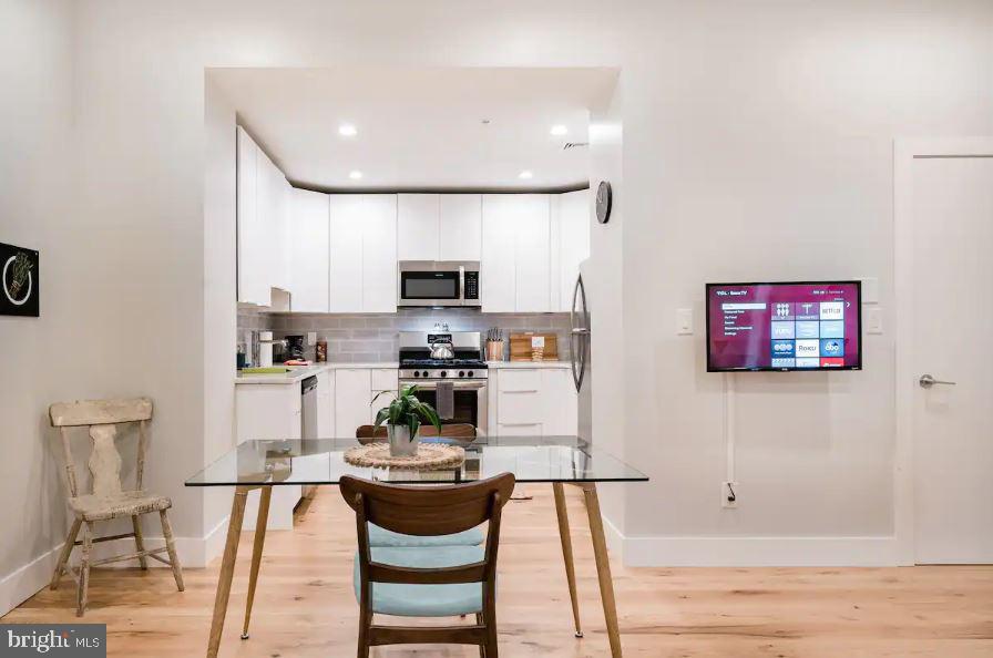 220-24 South 3rd Street, Unit 101 Philadelphia, PA 19106 - Photo 13 of 15