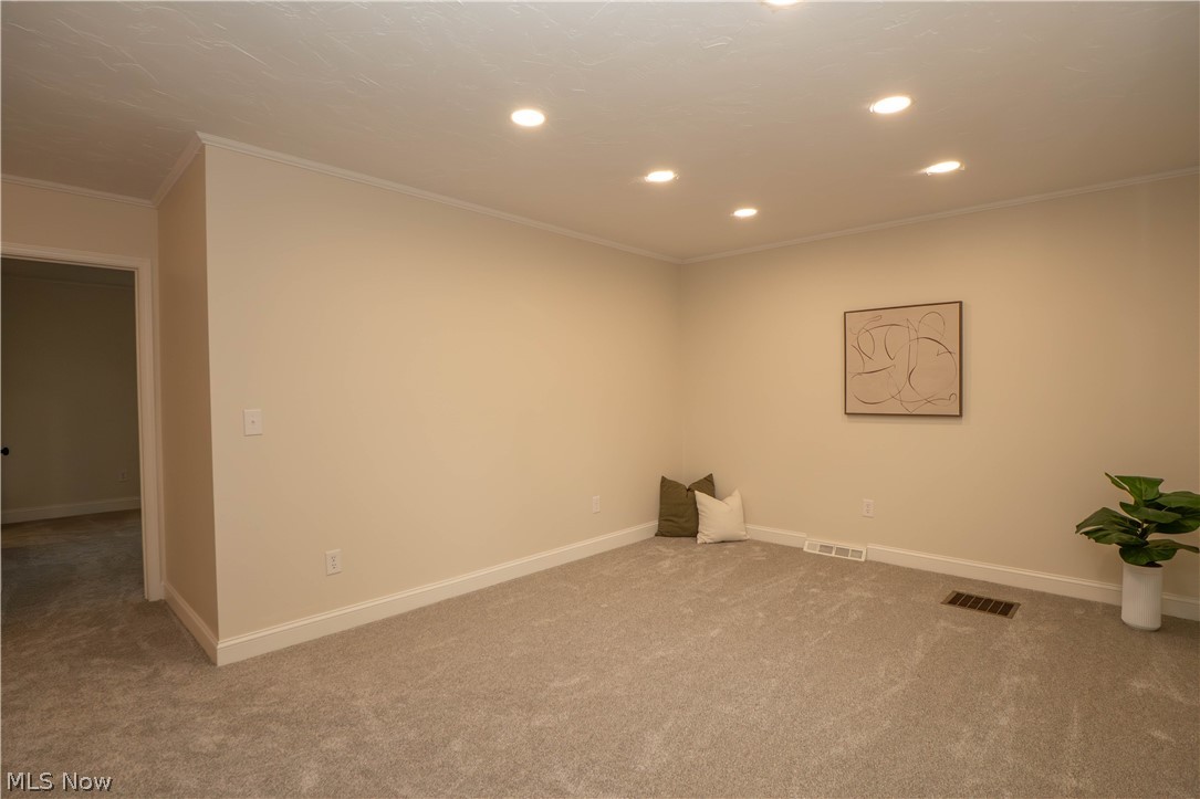 23095 Foster Road Wellington, OH 44090 - Photo 8 of 42 Gallery Image 8