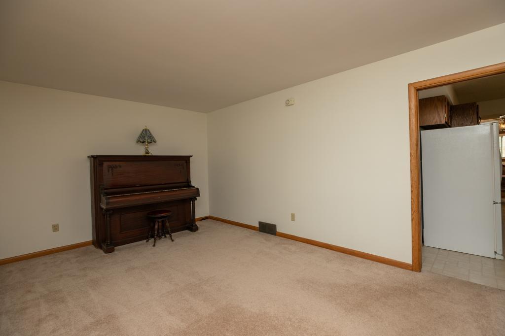 720 18th Avenue Northeast Rochester, MN 55906 - Photo 5 of 47