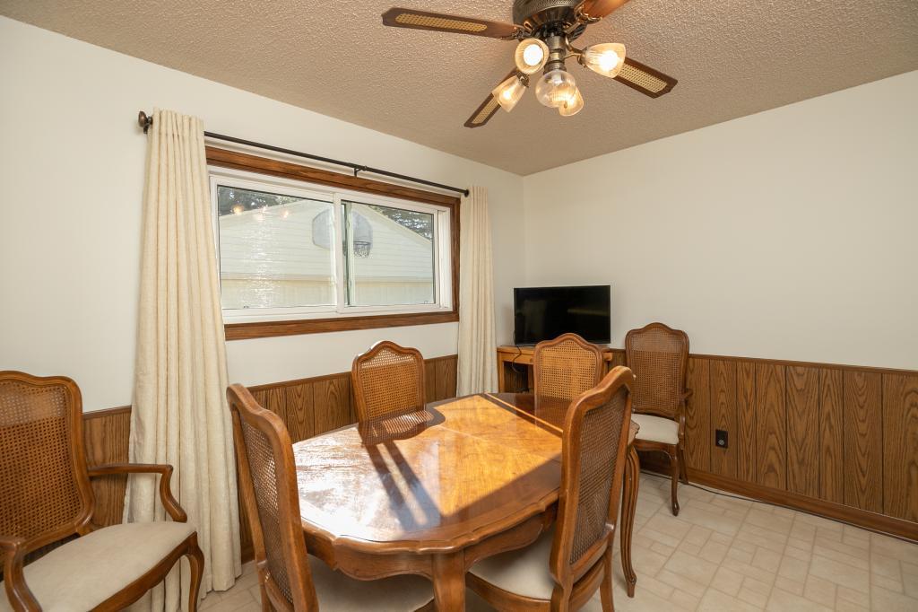 720 18th Avenue Northeast Rochester, MN 55906 - Photo 9 of 47