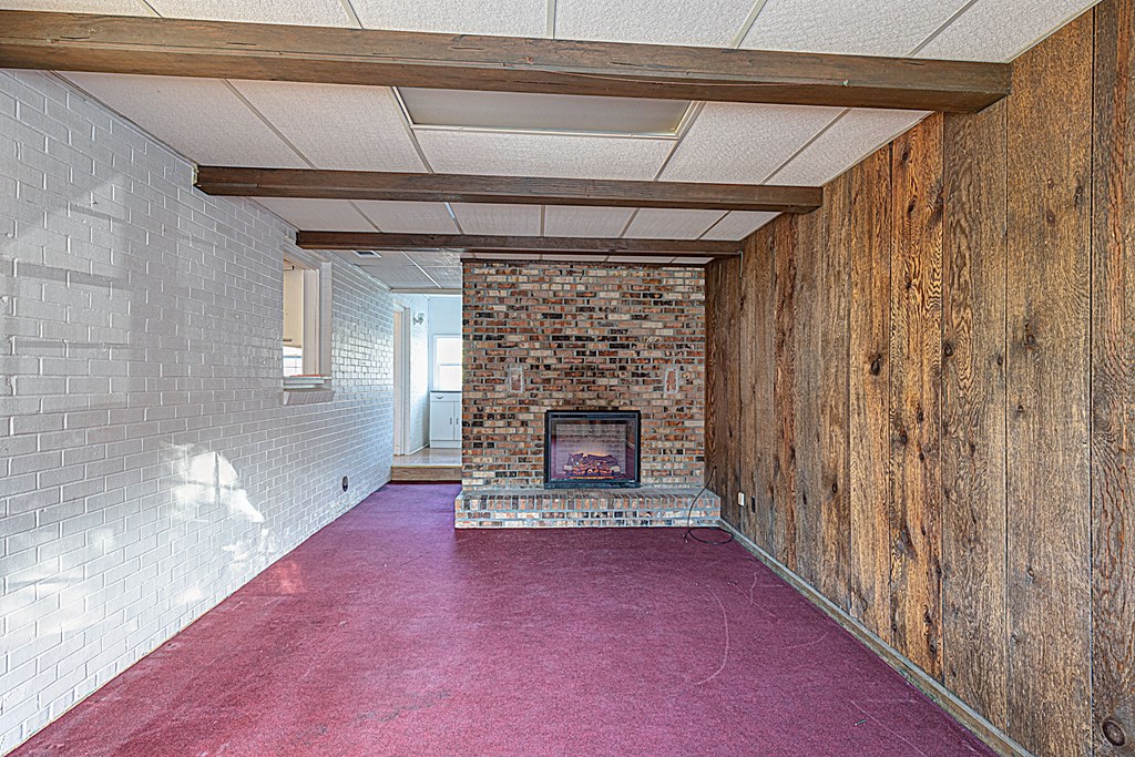 4085 Harris Road Ellerslie, GA 31807 - Photo 9 of 27 Cozy den with electric fireplace