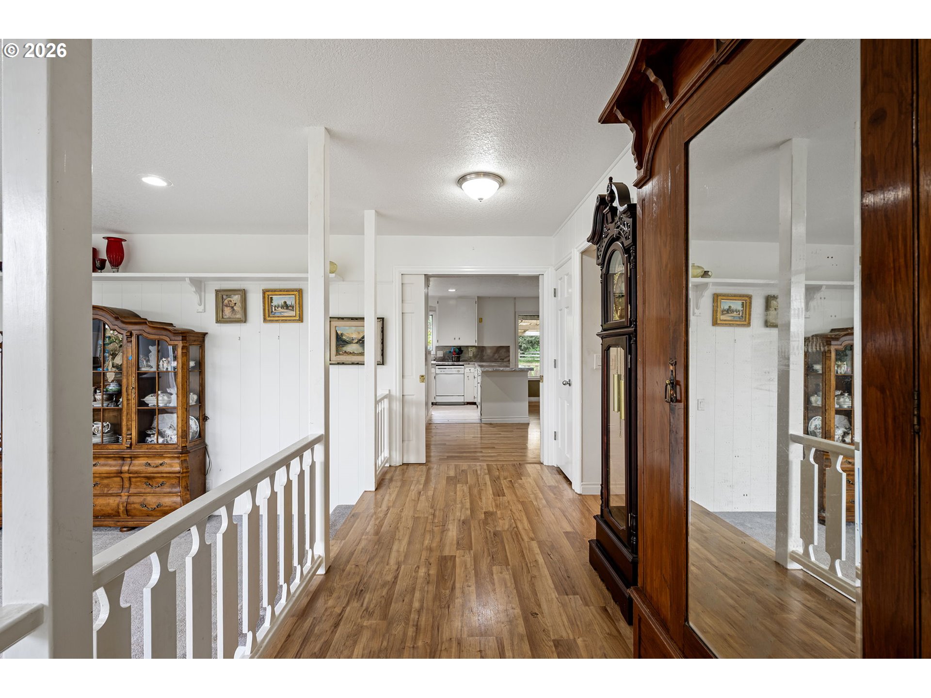 32313 Green Acres Loop Cottage Grove, OR 97424 - Photo 11 of 37 Entrance/Foyer