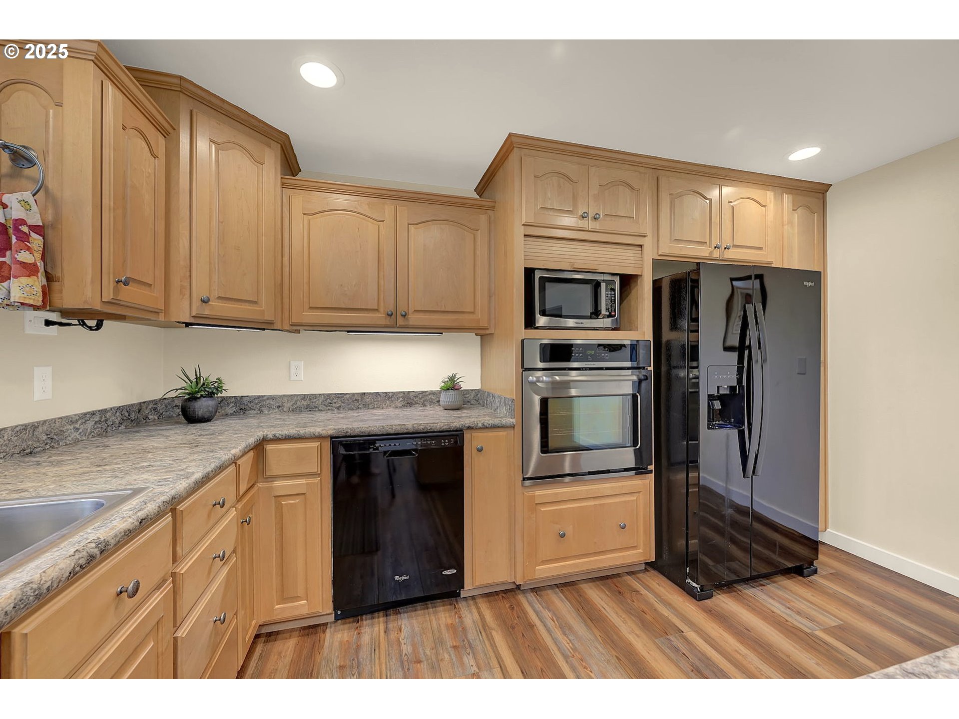 976 Northridge Avenue Springfield, OR 97477 - Photo 23 of 45 Gallery Image 23