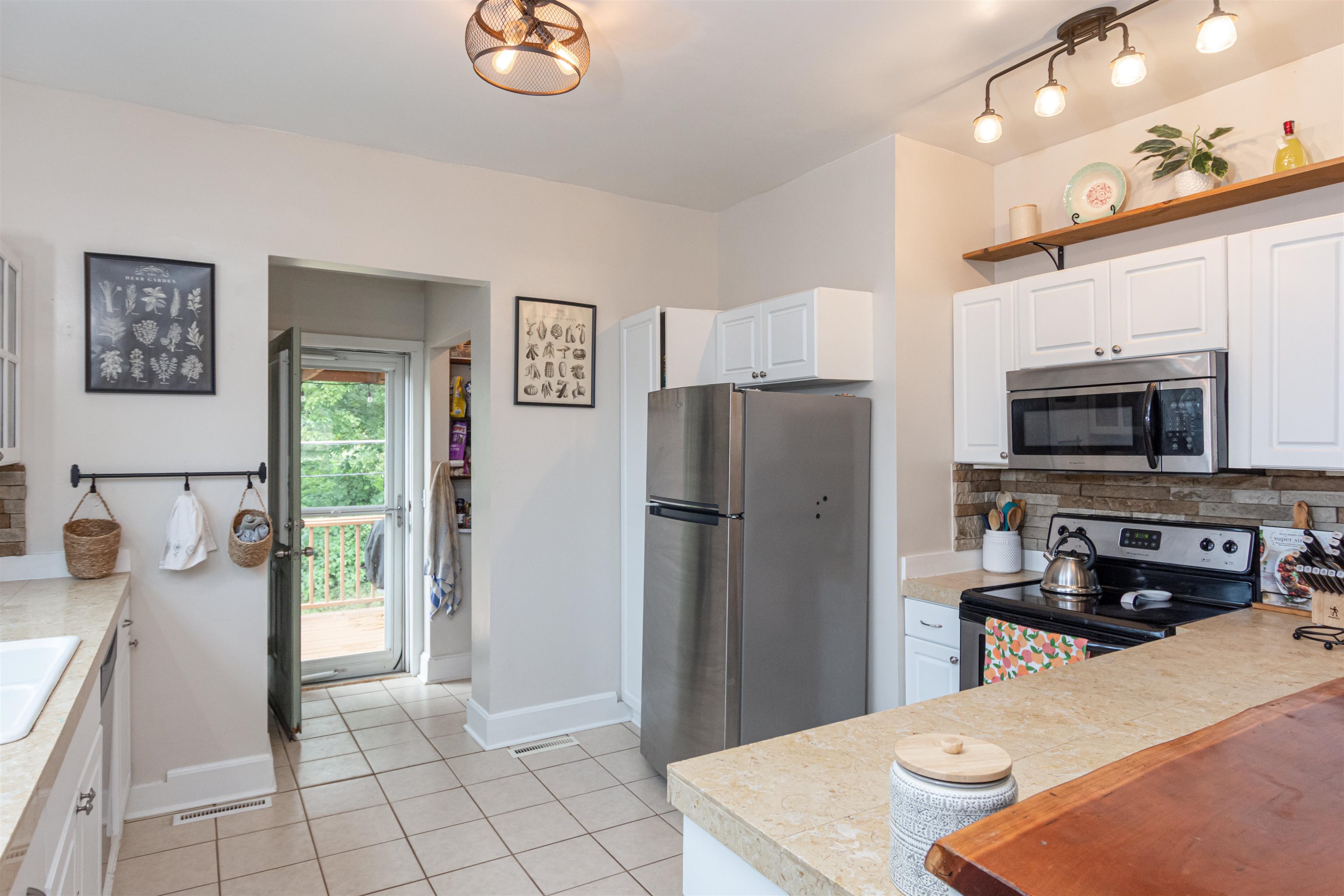 41 Lawrence Street Lyman, SC 29365 - Photo 18 of 34