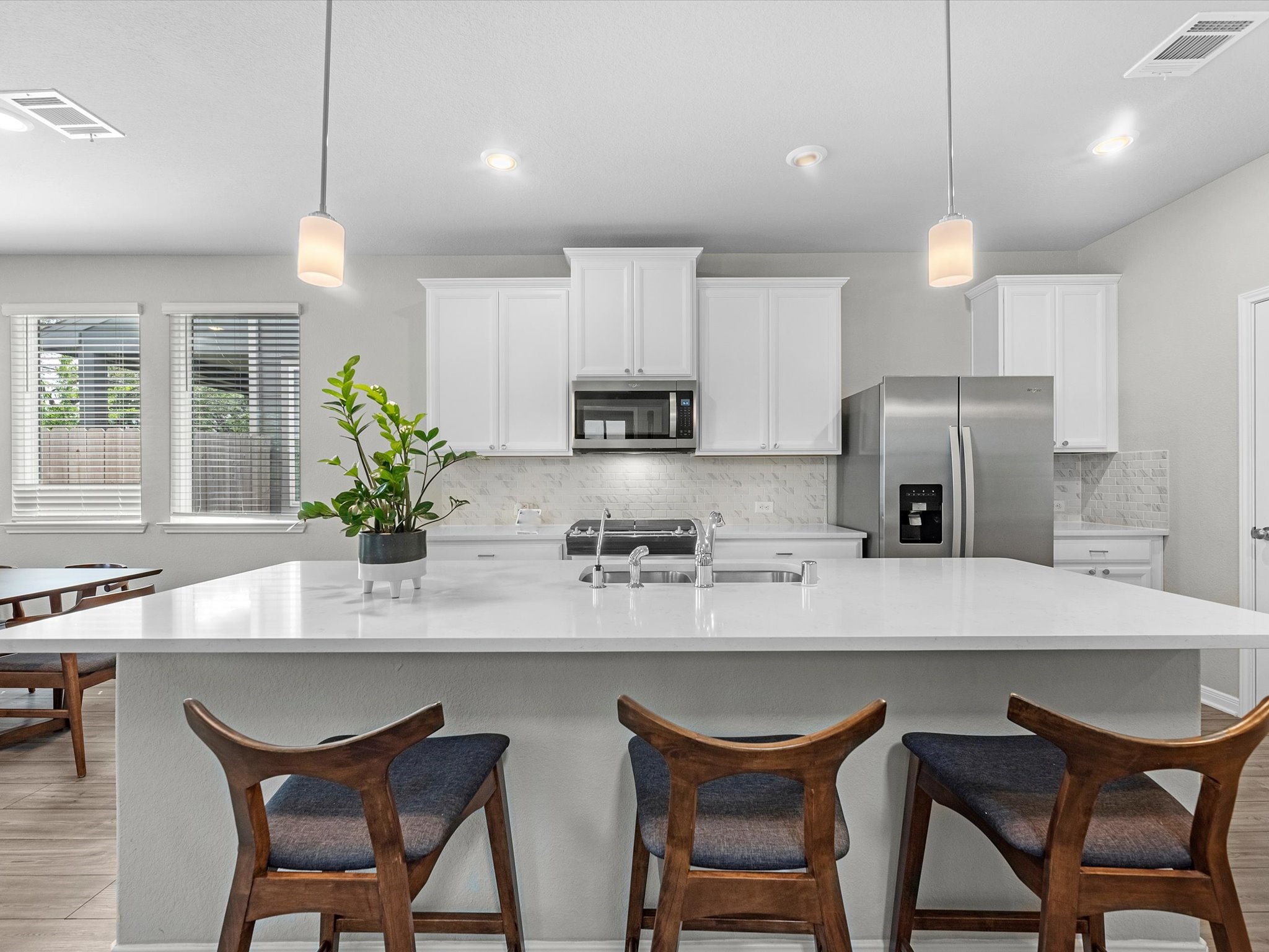 8313 Rising Strm Drive Houston, TX 77063 - Photo 12 of 31