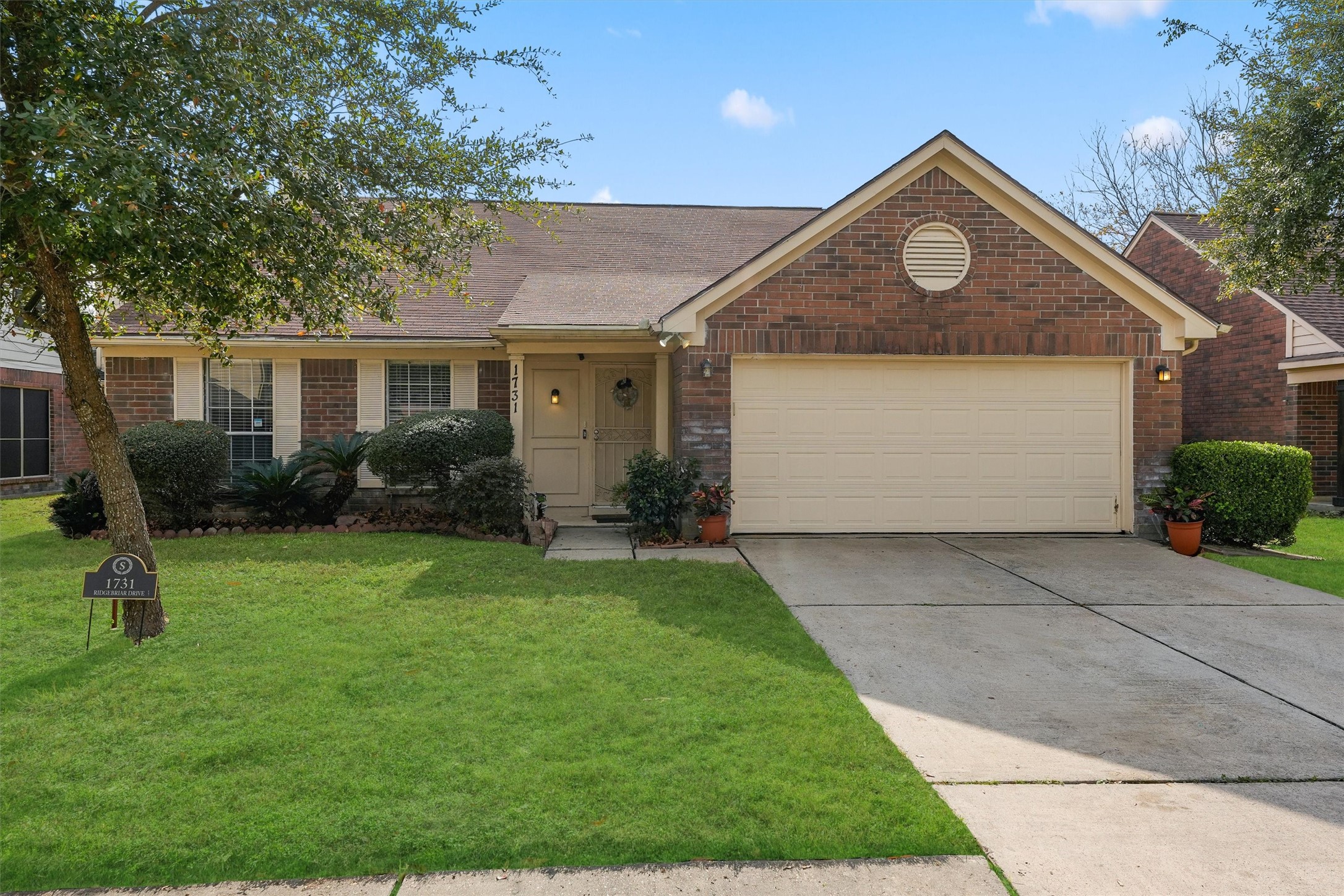 1731 Ridgebriar Drive Houston, TX 77014 - Photo 1 of 22 All brick home