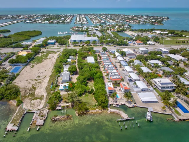 a view of an outdoor space and a yard