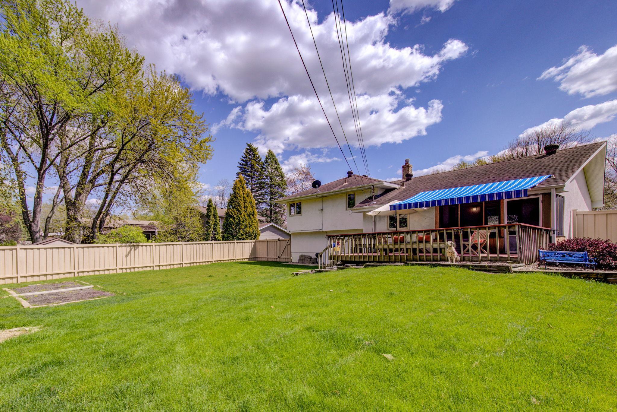 1021 Cobb Road Shoreview, MN 55126 - Photo 24 of 25 Gallery Image 24