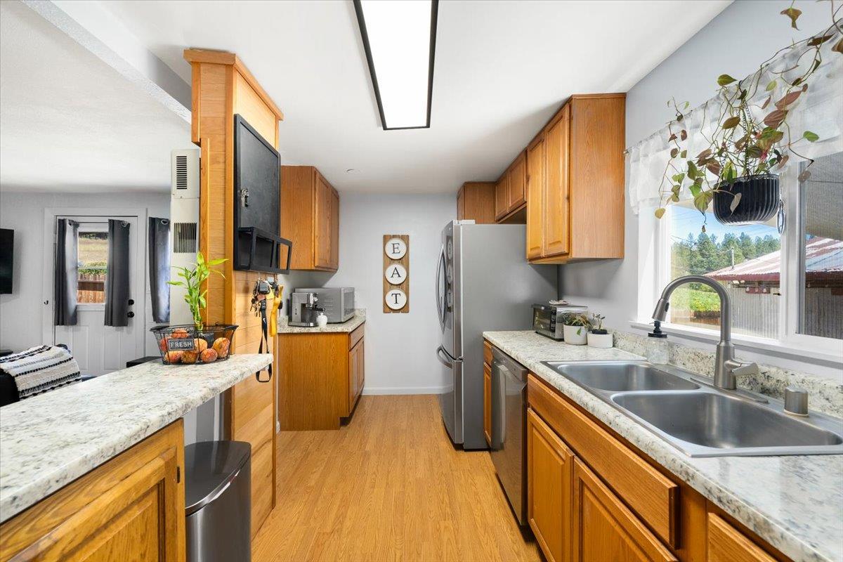 13674 Dog Bar Road Grass Valley, CA 95949 - Photo 15 of 56 Gallery Image 15