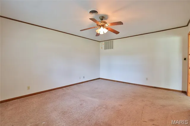 $130,000 | 17 Hilltop Drive, Hillsboro, IL 62049