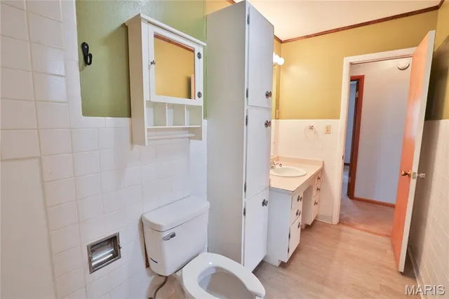 $130,000 | 17 Hilltop Drive, Hillsboro, IL 62049