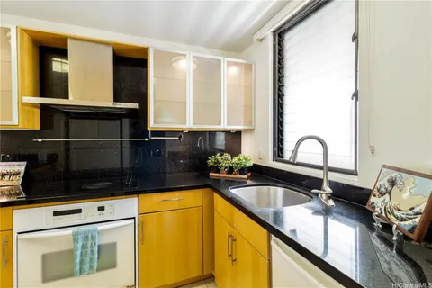 $499,000 | 521 Hahaione Street, Unit 210G, Honolulu, HI 96825