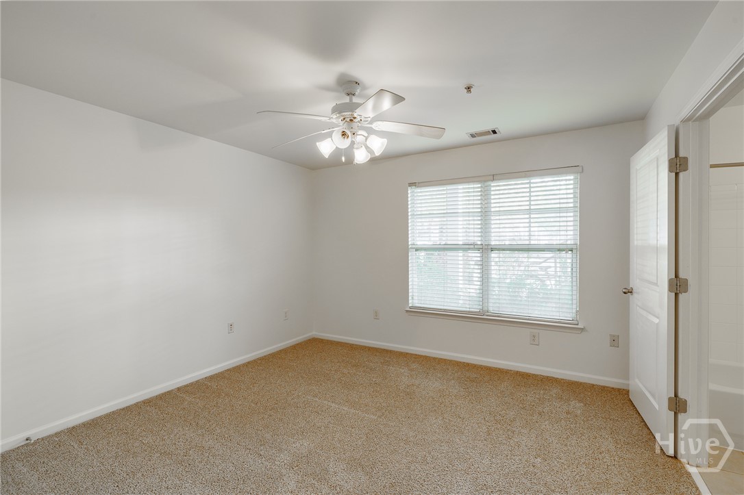 1035 South Barnett Shoals Road, Unit 1010 Athens, GA 30605 - Photo 23 of 39 Gallery Image 23