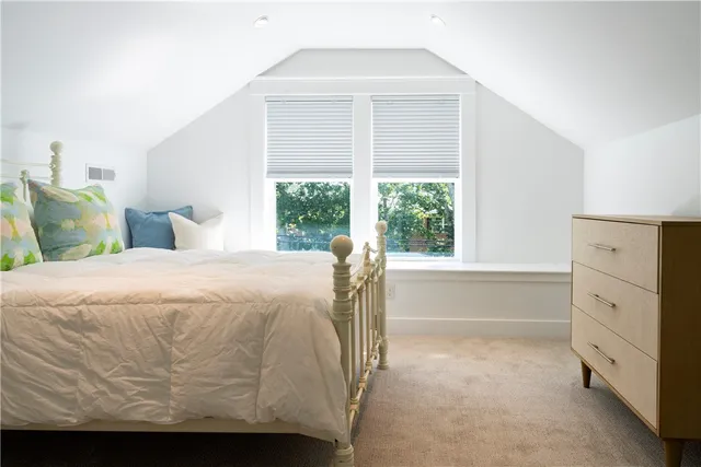 $5,000 | 69 Carroll Avenue, Newport, RI 02840