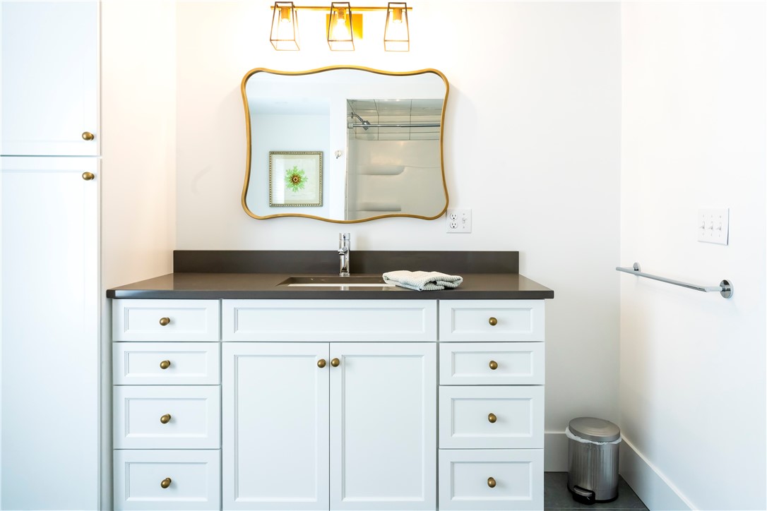 69 Carroll Avenue Newport, RI 02840 - Photo 23 of 27