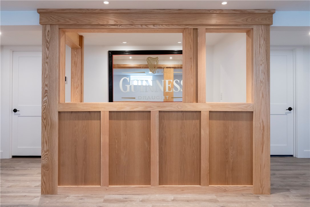 69 Carroll Avenue Newport, RI 02840 - Photo 5 of 27