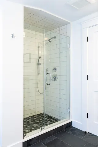 $5,000 | 69 Carroll Avenue, Newport, RI 02840